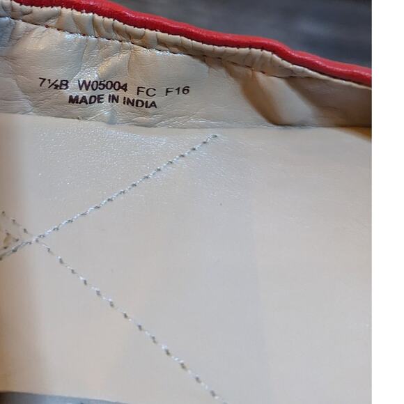 Cole Haan Women's Red Patent Leather Toe Flats Size 7.5 - Picture 6 of 6